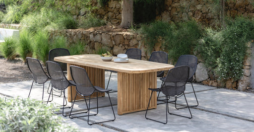 Outdoor Dining - THE LOOM COLLECTION