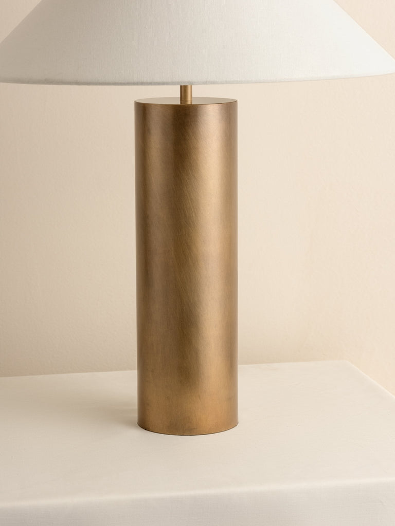 BLEEKER - AGED BRASS AND LINEN TABLE LAMP - THE LOOM COLLECTION