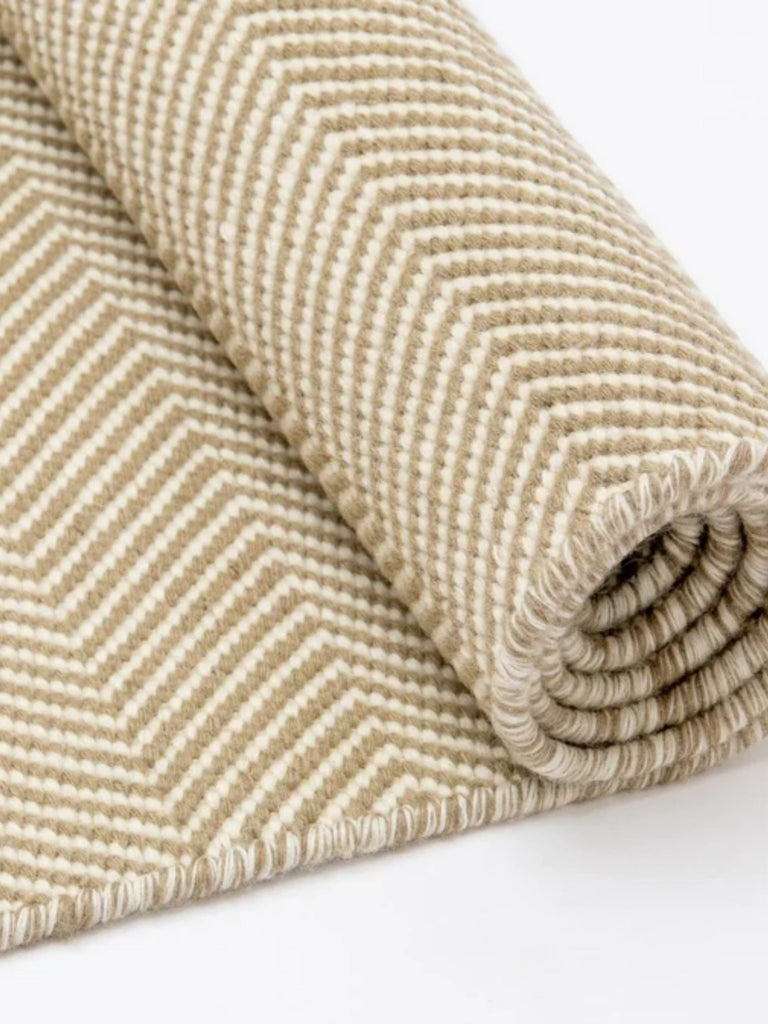 Slade - Beige - THE LOOM COLLECTION