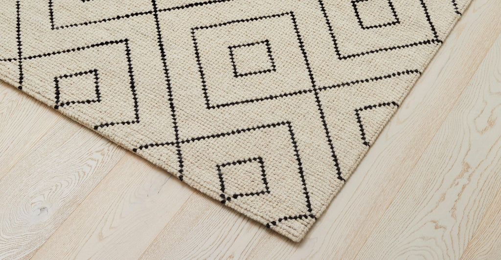MAKALU RUG - FEATHER - THE LOOM COLLECTION